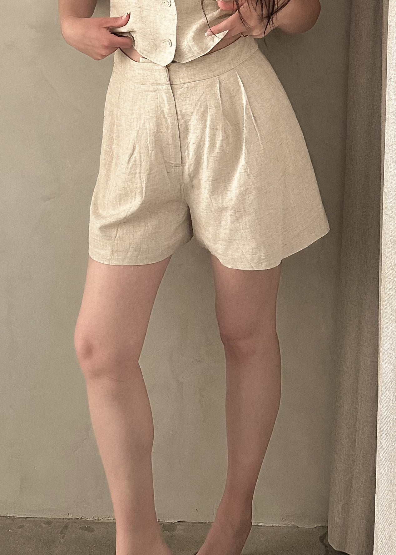 Linen Shorts - Natural