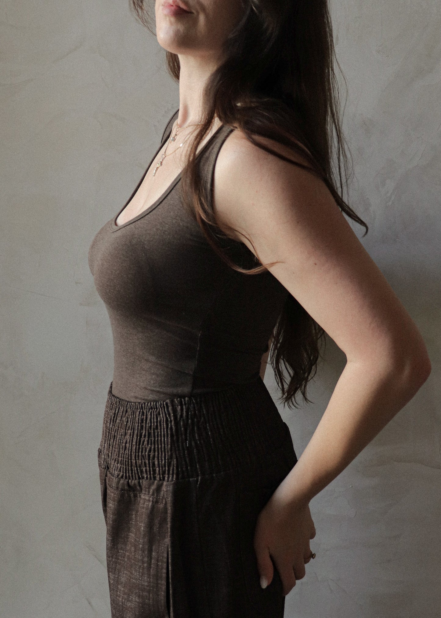 Scoop Neck Tank - Brown