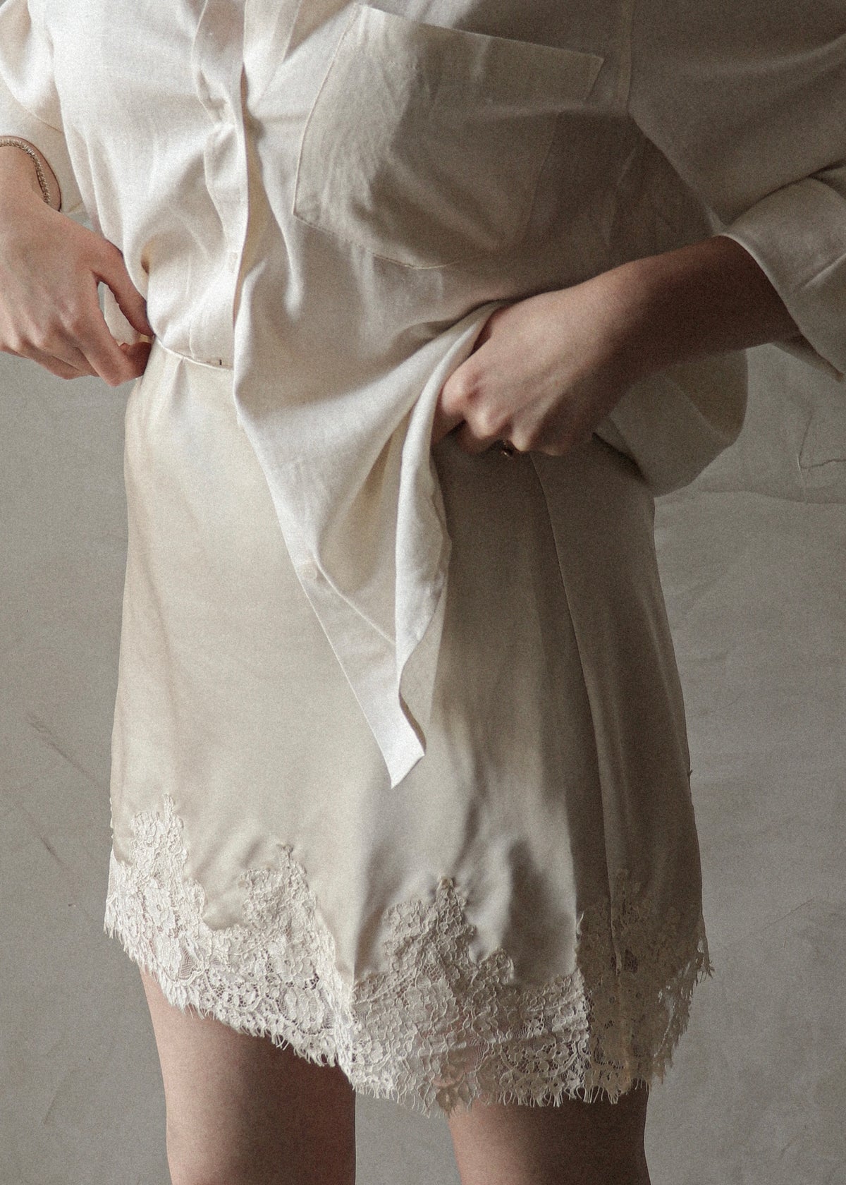 Satin / Lace Mini - Champagne