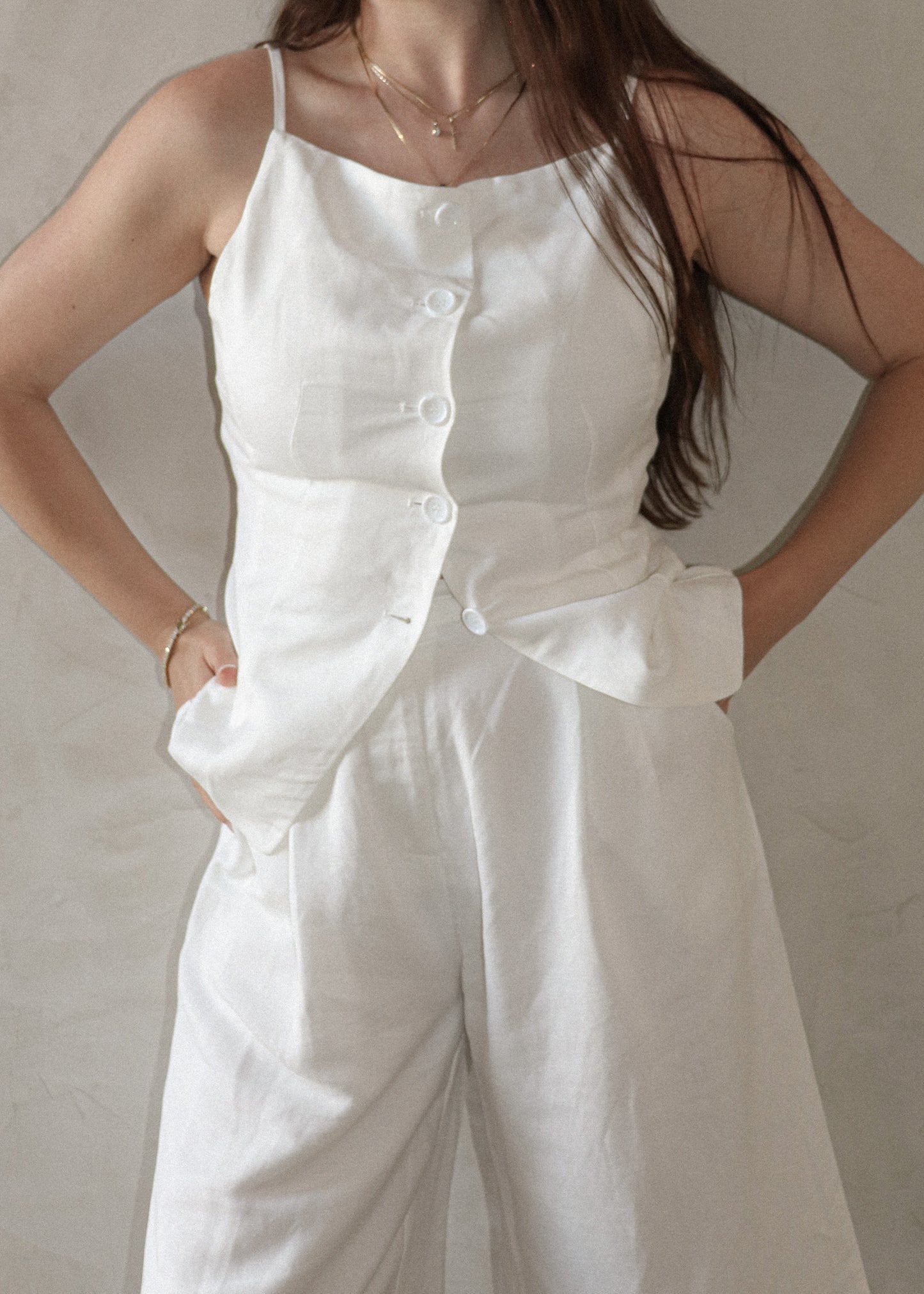 Amara Vest - White