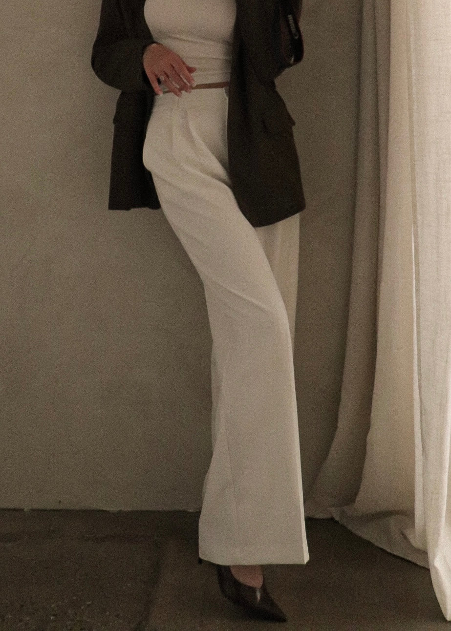 Pleated Trousers - White