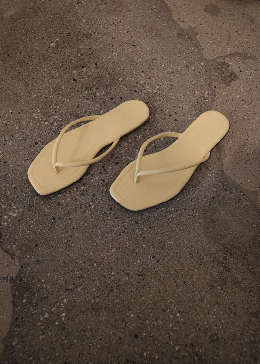 Flip Flops - Butter