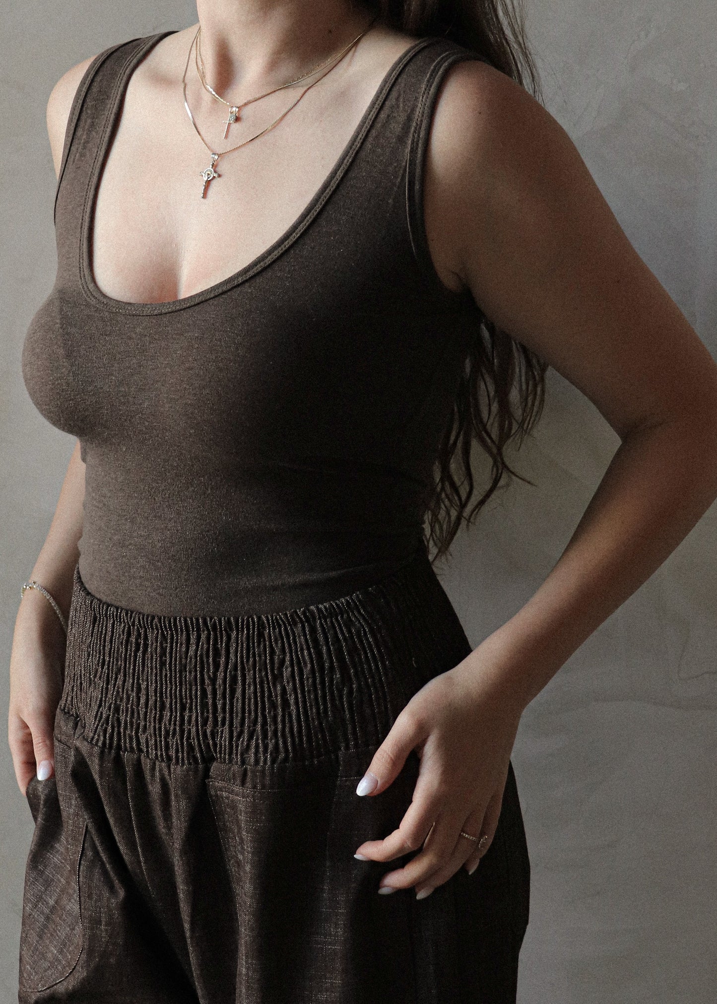 Scoop Neck Tank - Brown