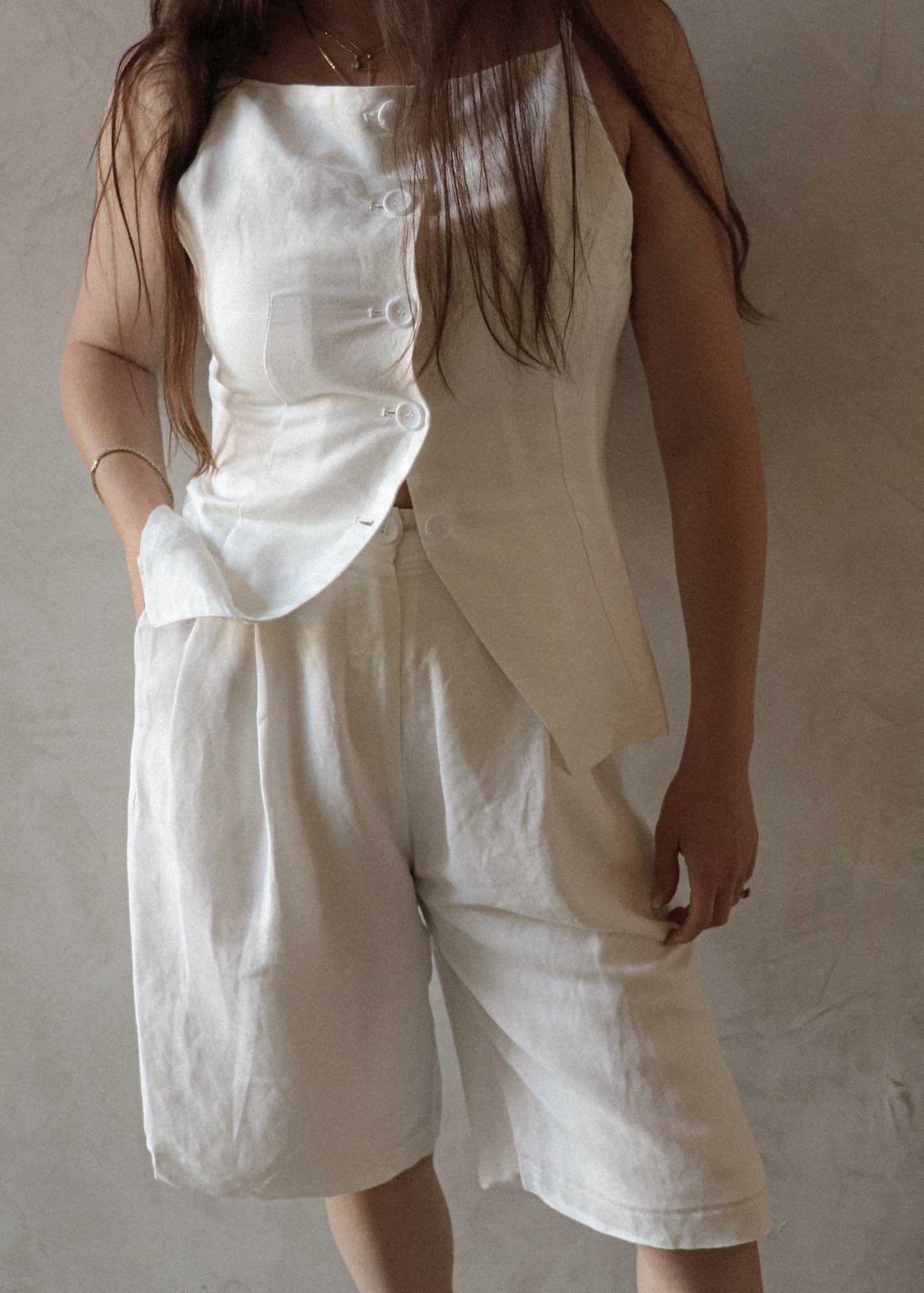 Amara Vest - White