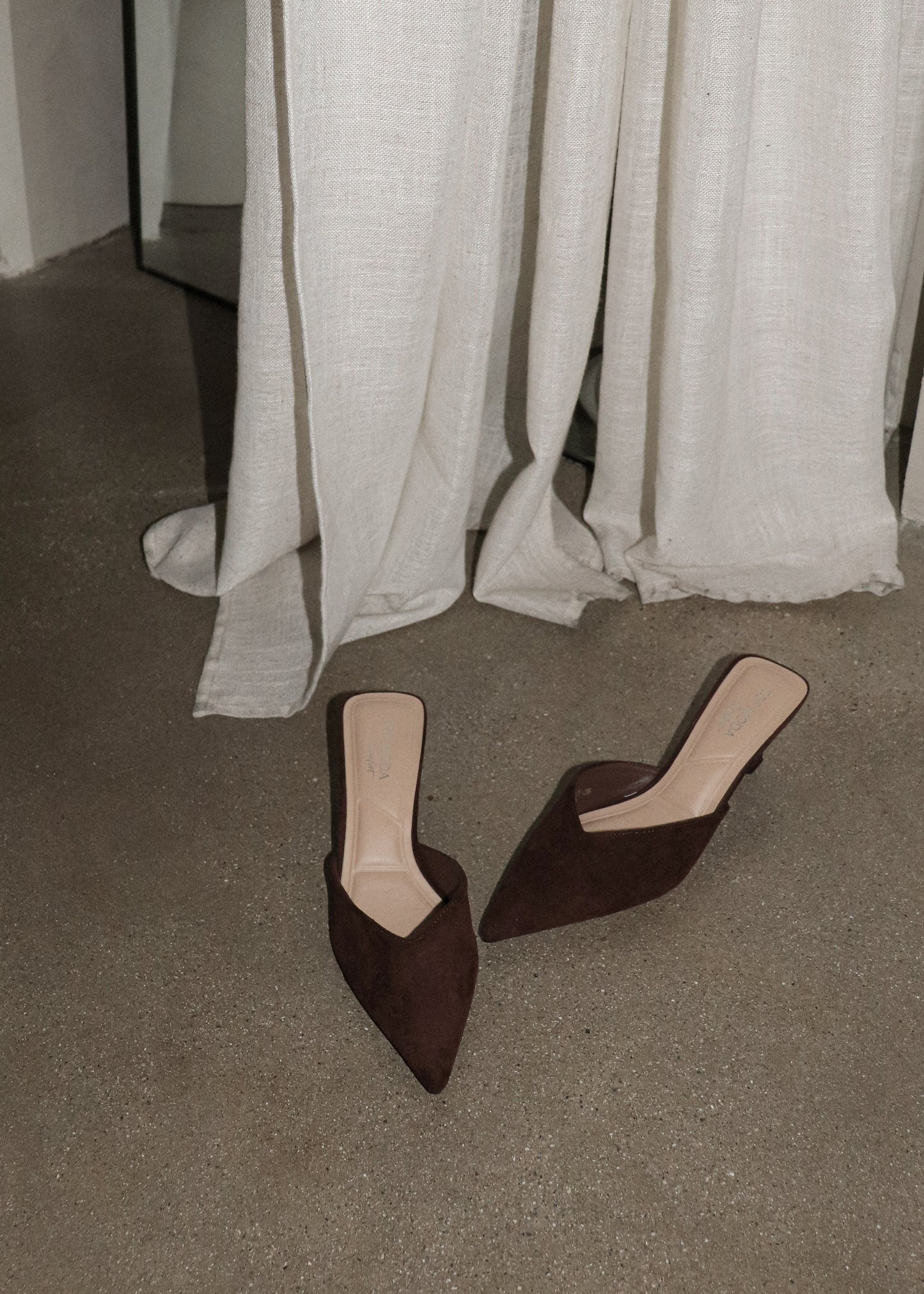 Suede Kitten Heel - Brown