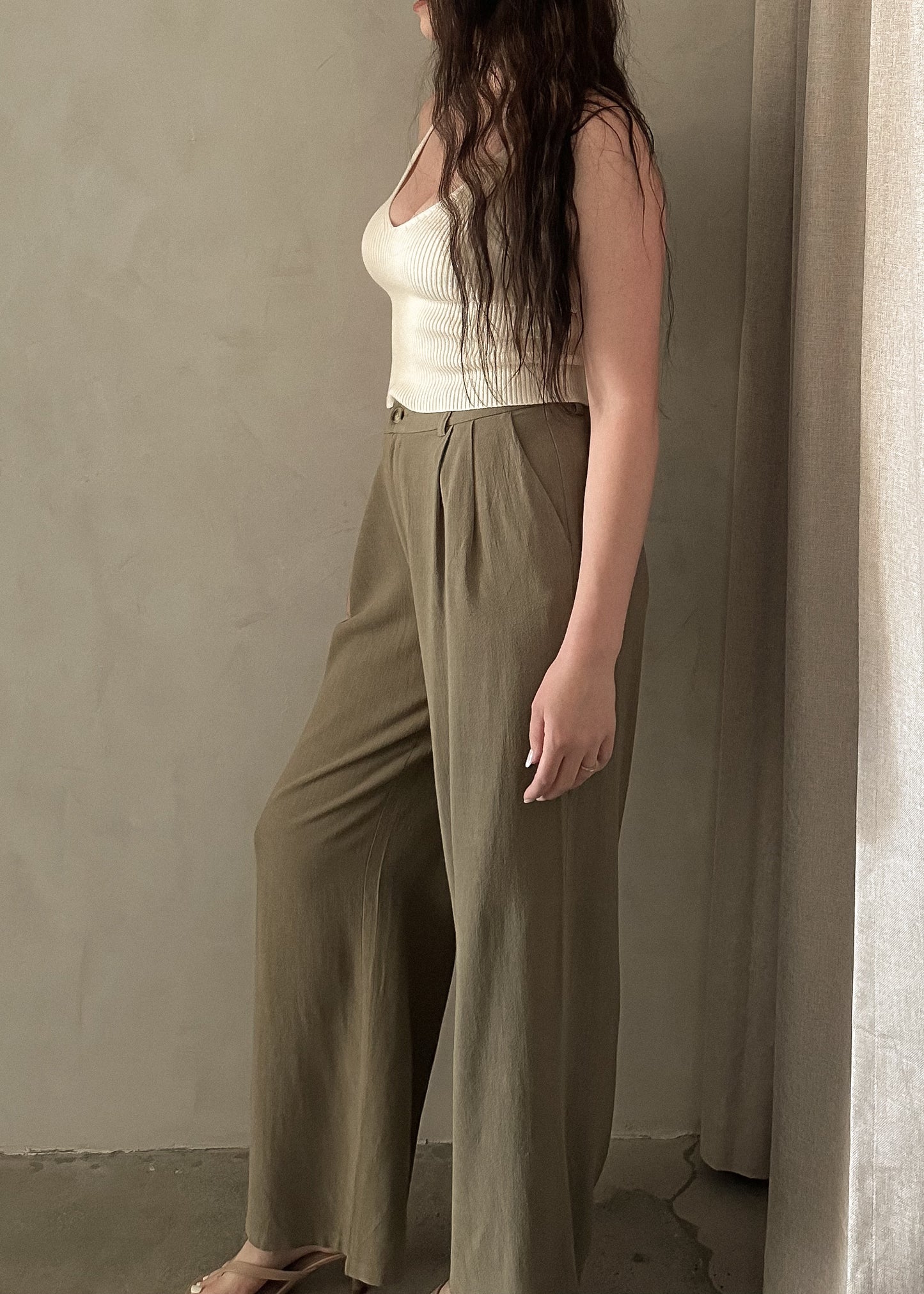 Linen Trousers - Olive