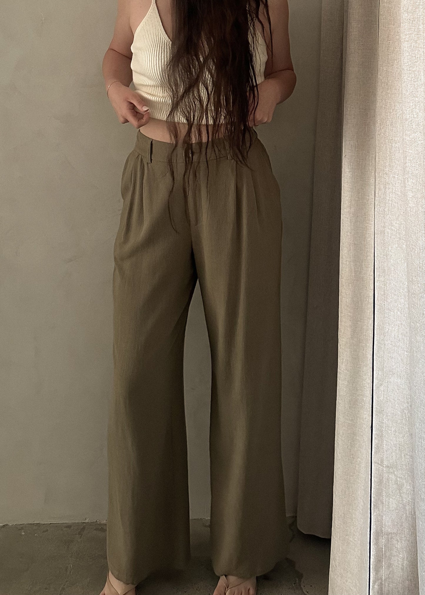 Linen Trousers - Olive